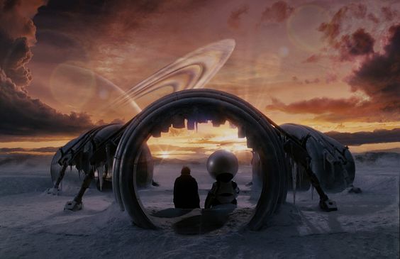 Otostopçu'nun Galaksi Rehberi (2005)'den, Arthur ve Marvin portalların önünde oturuyorlar.